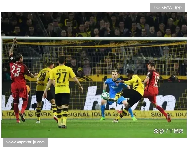 拜仁慕尼黑vs法兰克福：南大王主场火力全开，争冠路上不容有失